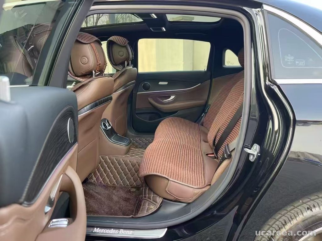 Mercedes-Benz E 2022 E 260 L photo 3