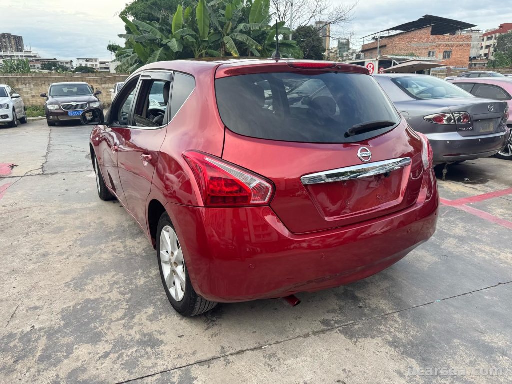 Nissan Tiida 2011 XE photo 5