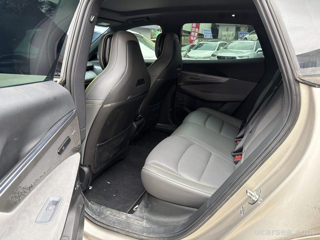 领克 06 PHEV 2024款 2024款120km长续航Plus 实拍图 10