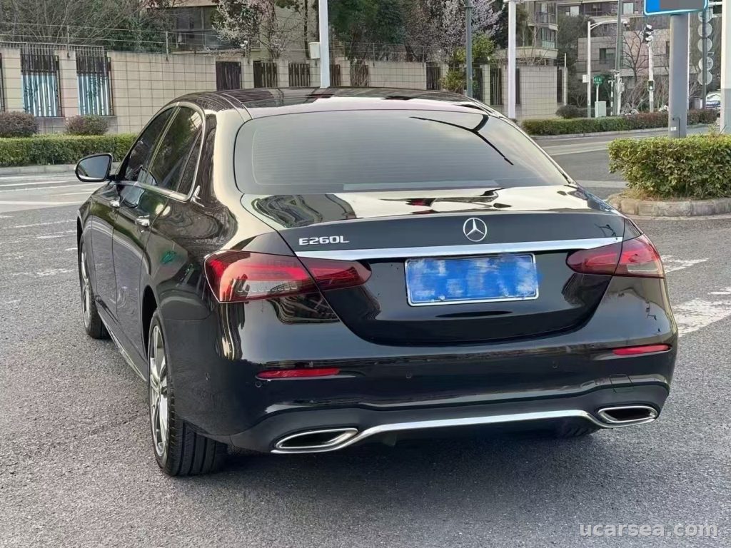 Mercedes-Benz E 2022 E 260 L photo 5