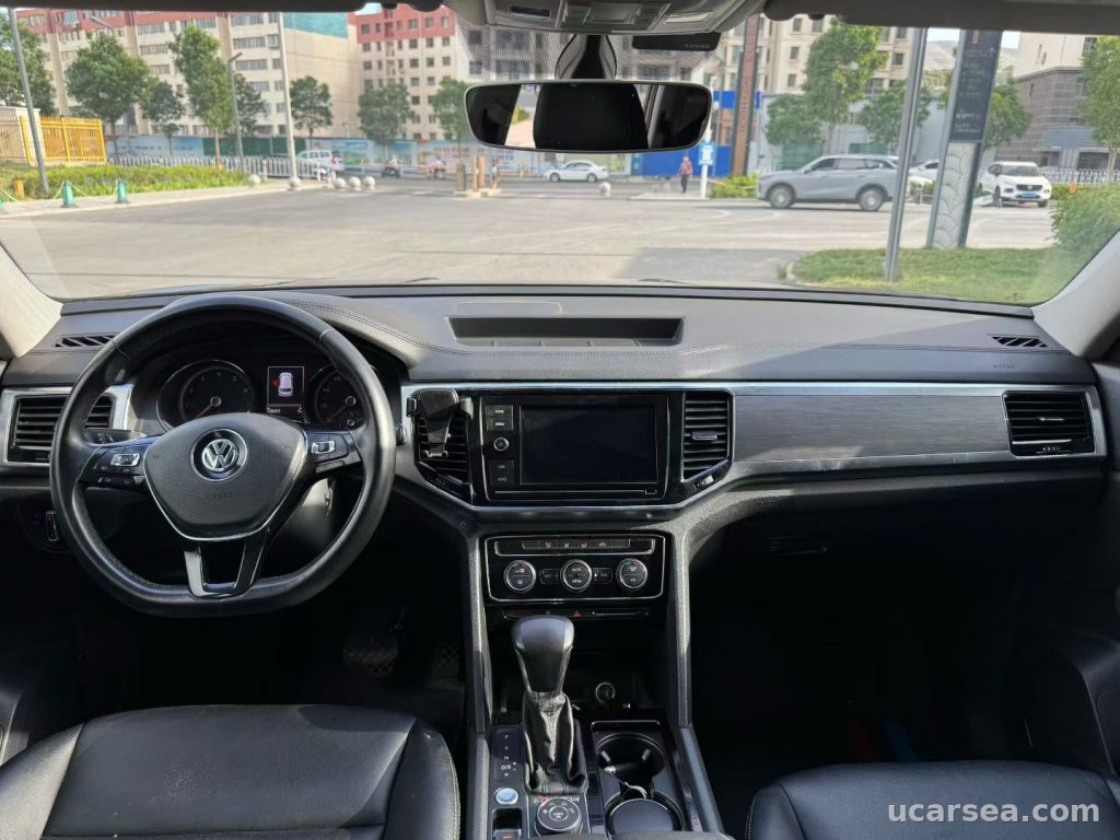 Volkswagen Teramont 2019 2.0TSI 380TSI Comfort photo 8