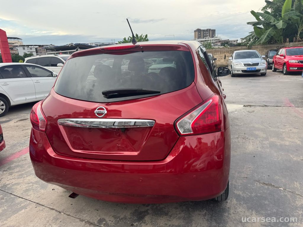 Nissan Tiida 2011 XE photo 7