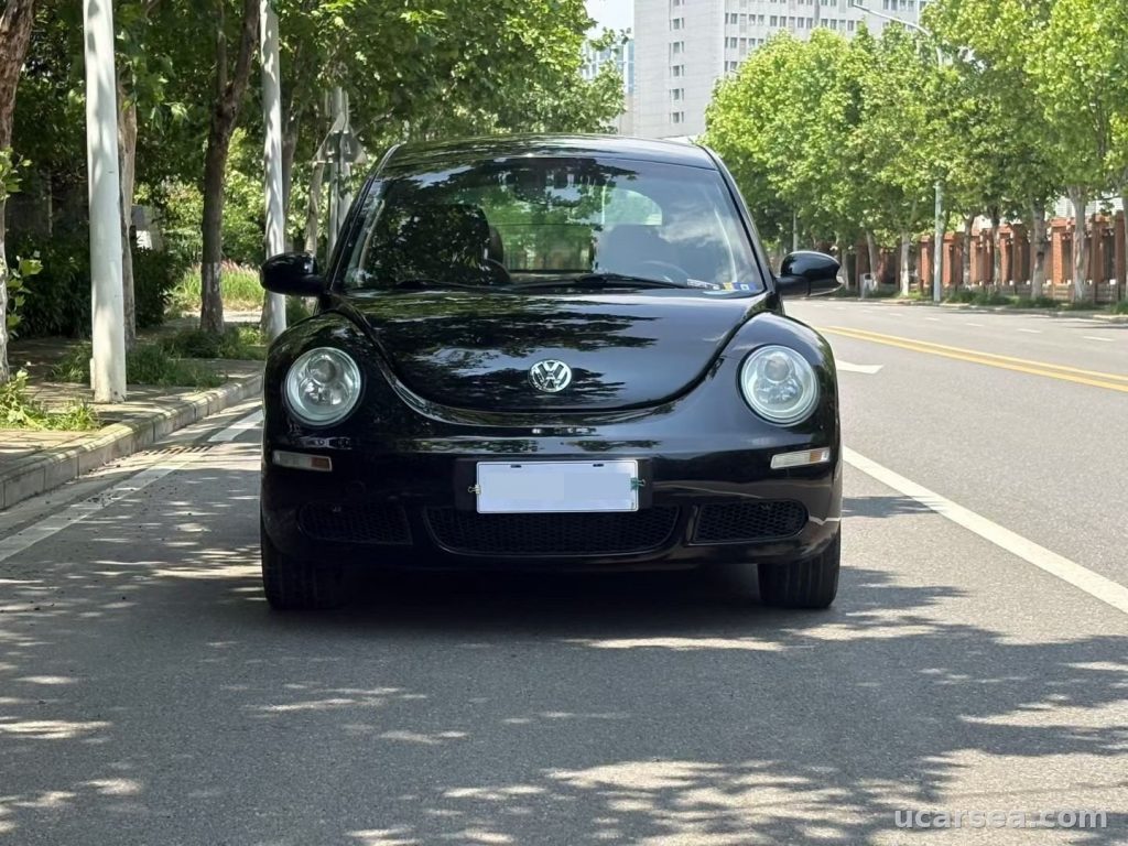 Volkswagen 2010 photo 1