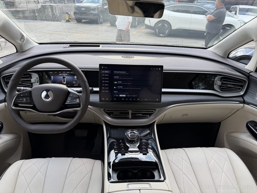 BYD 09 2024 D9DMi ,980 Flagship រូបភាព 8