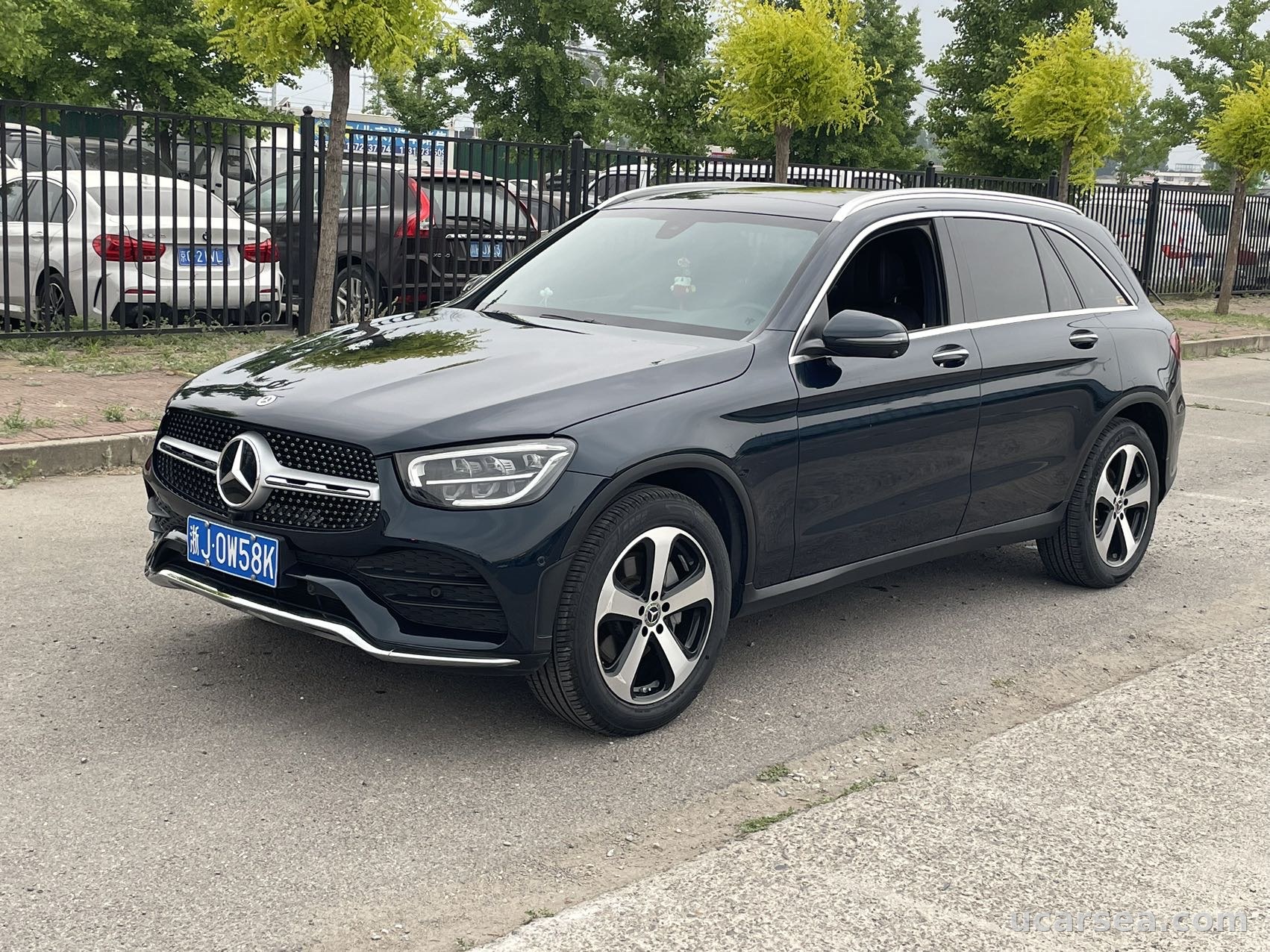 2022 Mercedes-Benz GLC 2022 260 L 4MIC