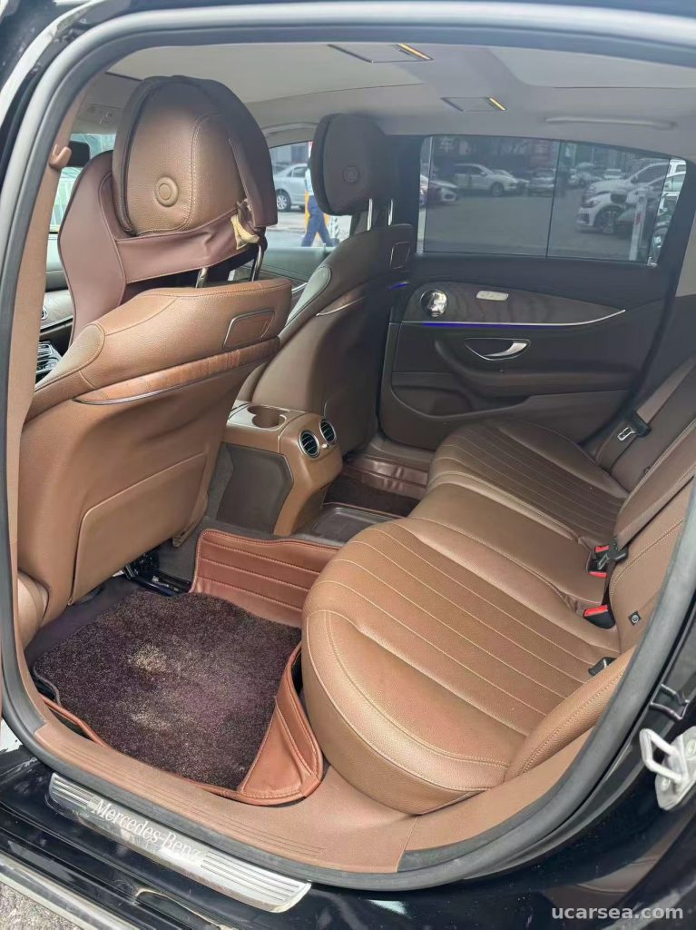 Mercedes-Benz E-Class 2017 E 300 L 2.0T photo 4