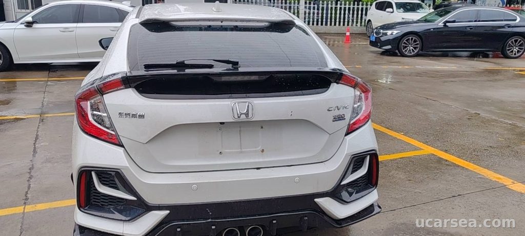 Honda Civic 2021 Hatchback 1.5T 220TURBO photo 4
