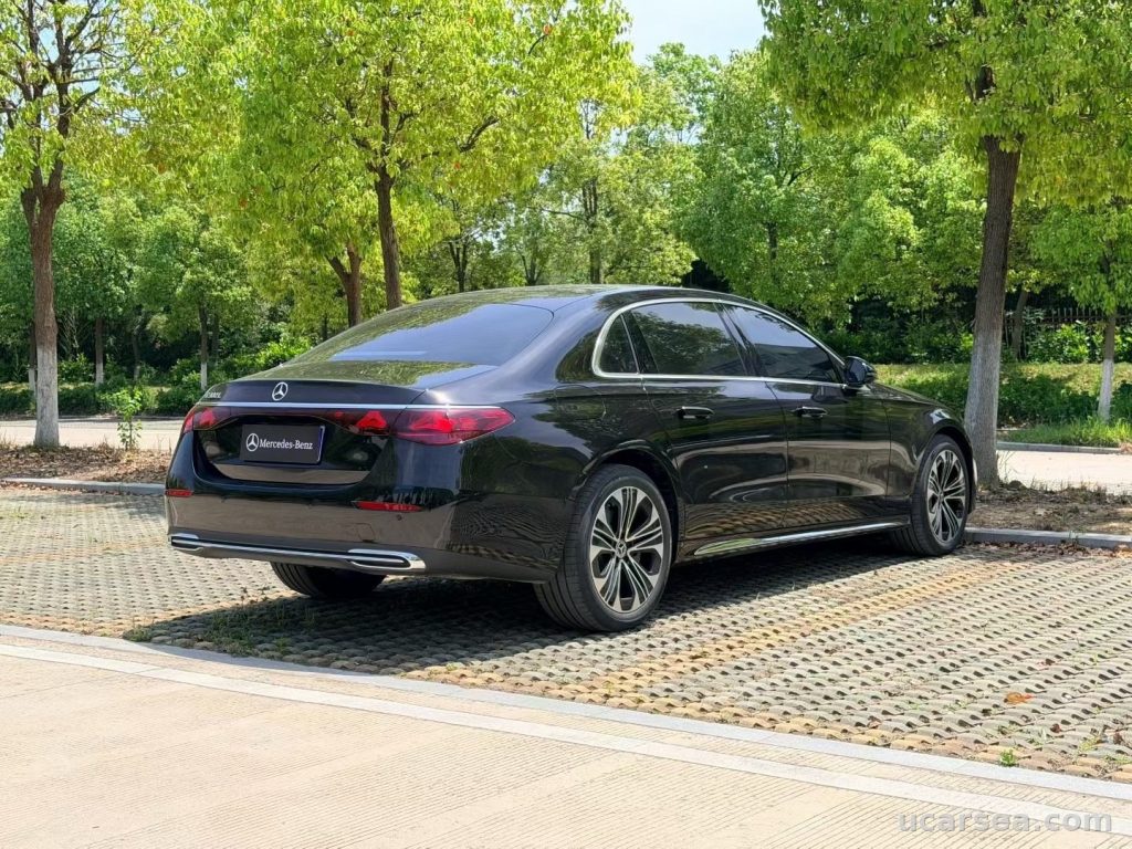 Mercedes-Benz E 2026 E 300 L 48V photo 4