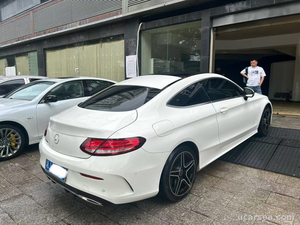 Mercedes-Benz C-Class 2021 C 260 Coupe 48V photo 4