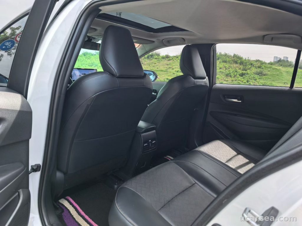 Toyota 2023 Sport photo 8