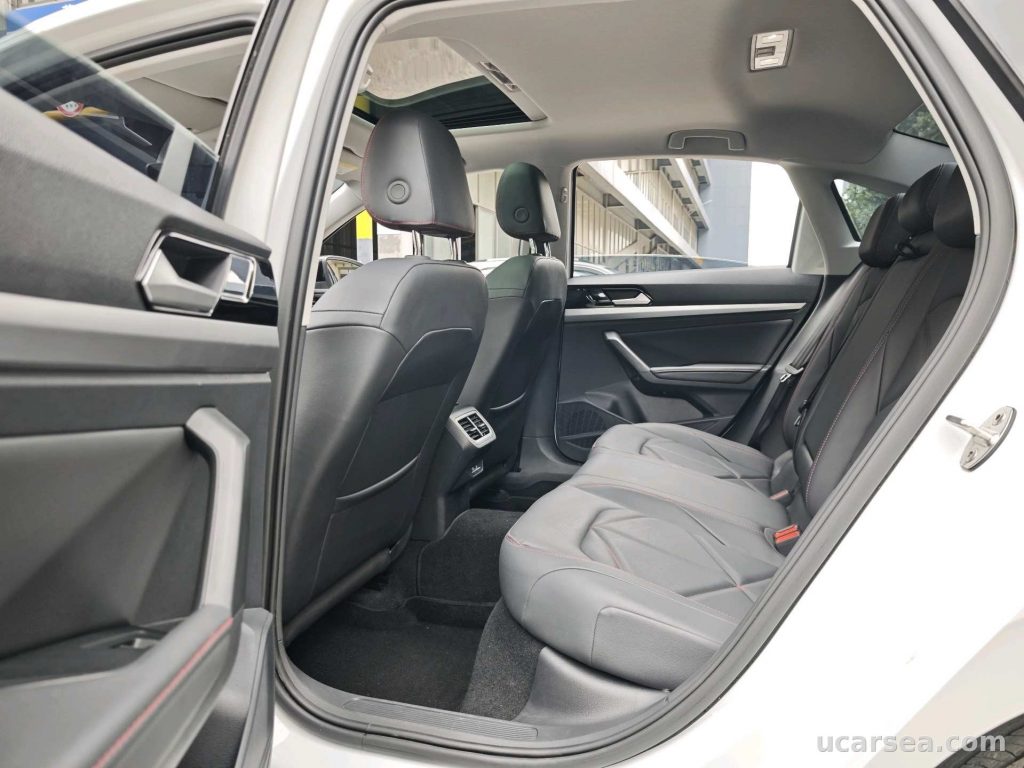 大众 朗逸 2024款 1.5TSI 300TSI 星空领先版 实拍图 5