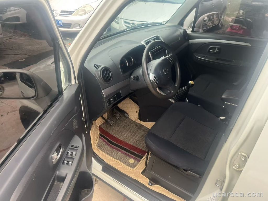 Suzuki X5 2013 VVT photo 1