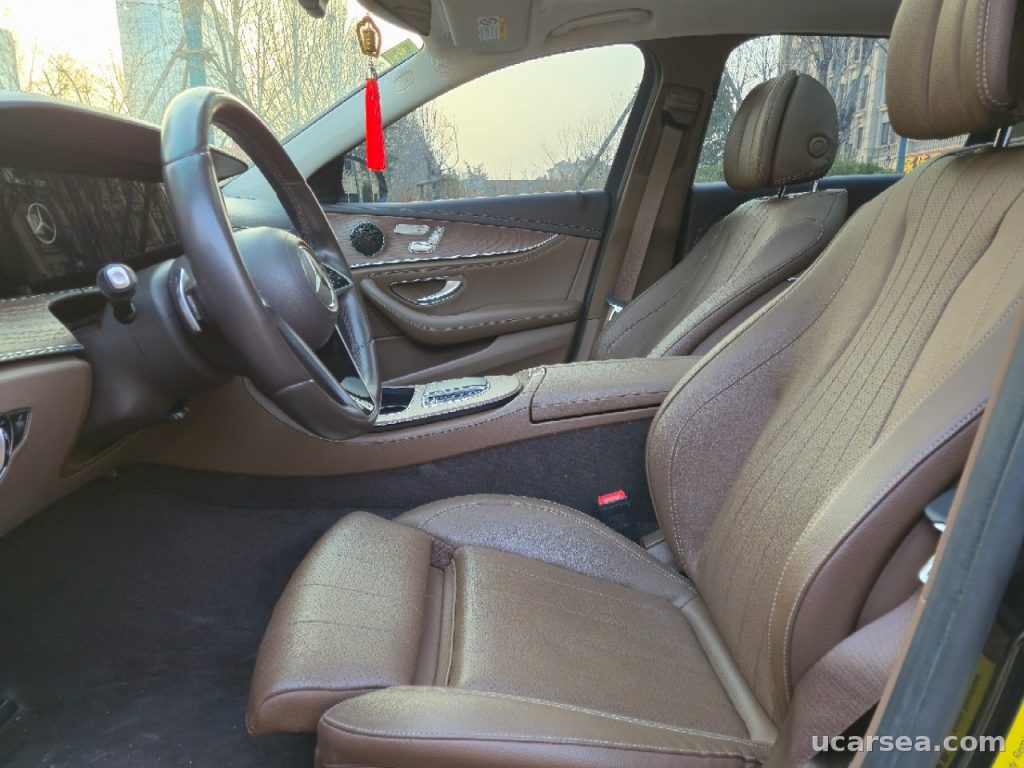 Mercedes-Benz E 2022 E 300 L photo 3