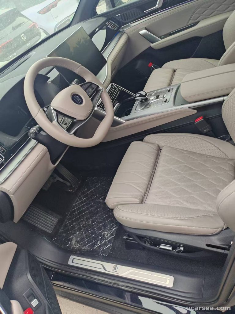 BYD Tang 2025 DM-i 1.5T 115KM photo 1
