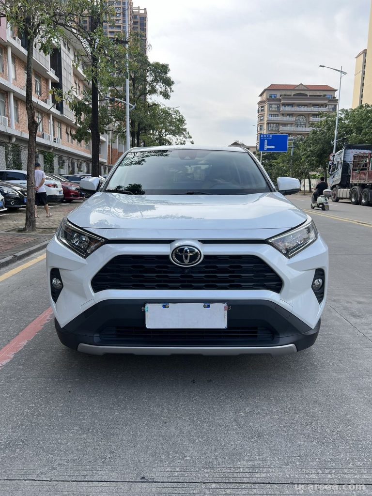 Toyota RAV4 2021 photo 2
