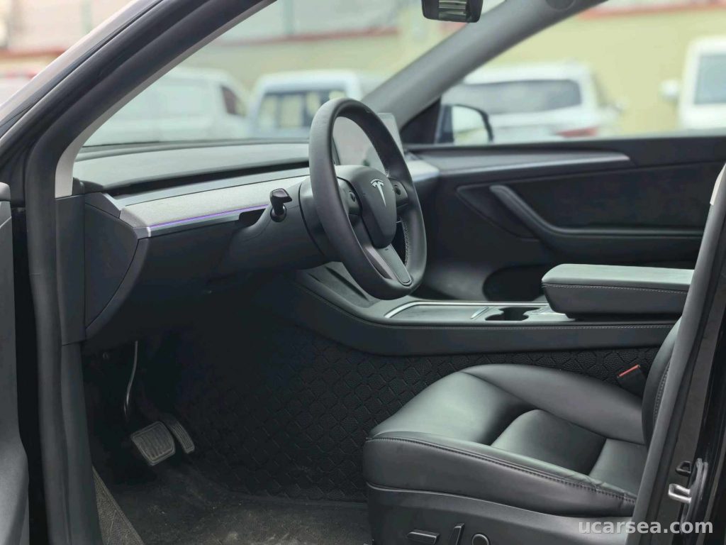 Tesla Model Y 2023 photo 3