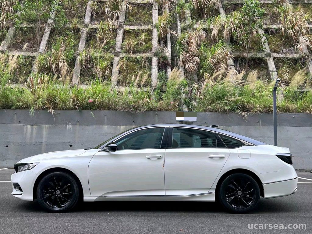 Honda Accord 2018 260TURBO Luxury photo 4