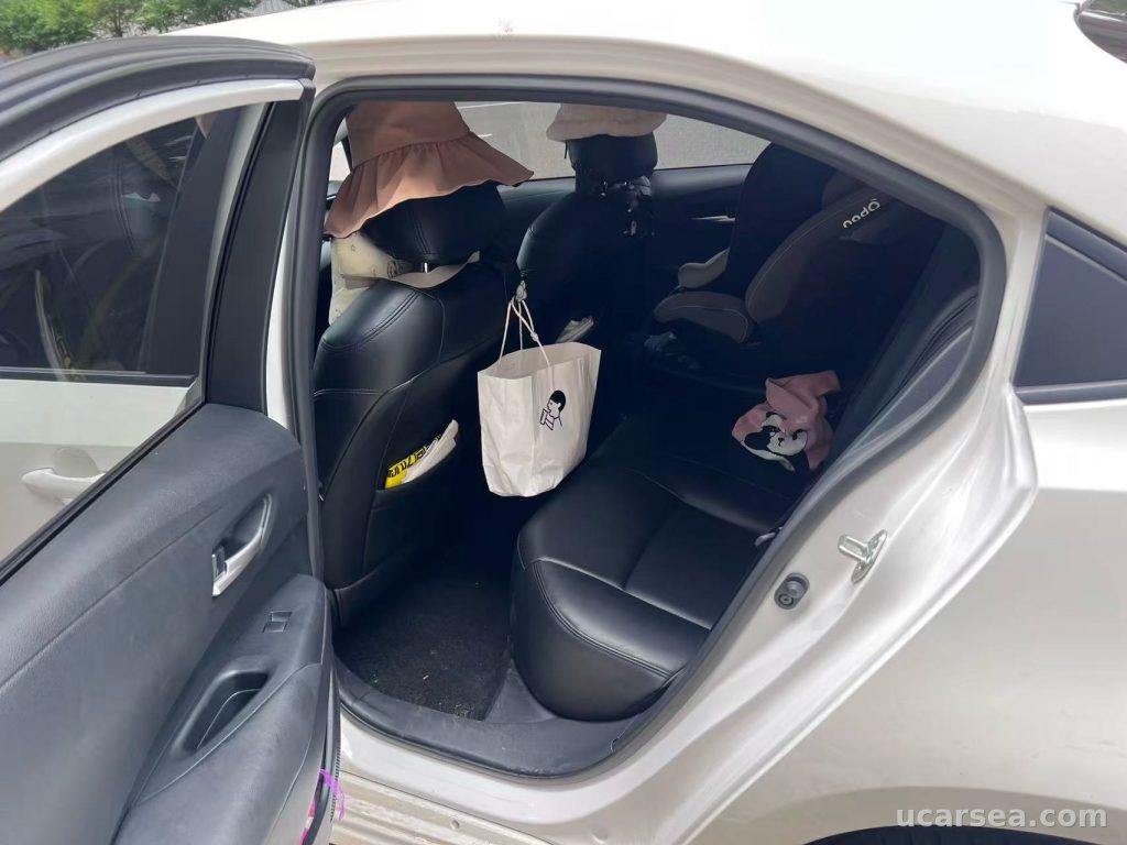 Toyota Corolla 2021 PLUS photo 2