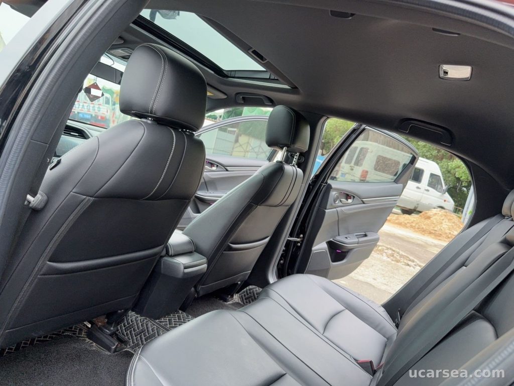 Honda Civic 2021 Hchback 220TURBO photo 4