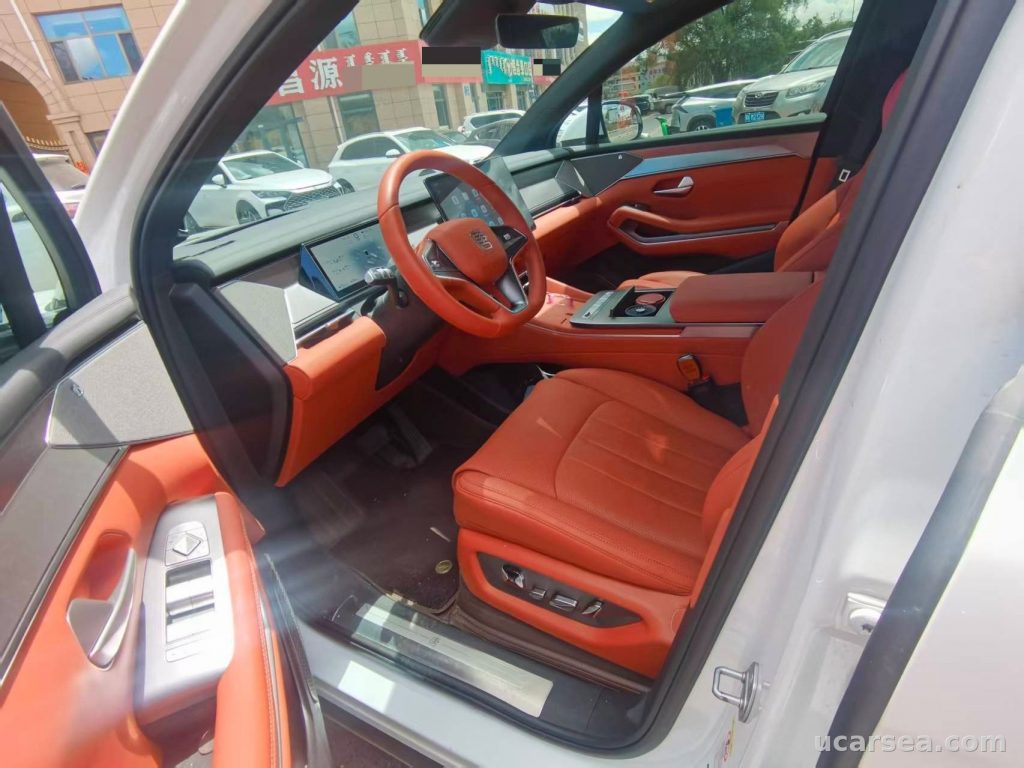 BYD Tang 2025 L DM 200KM photo 3