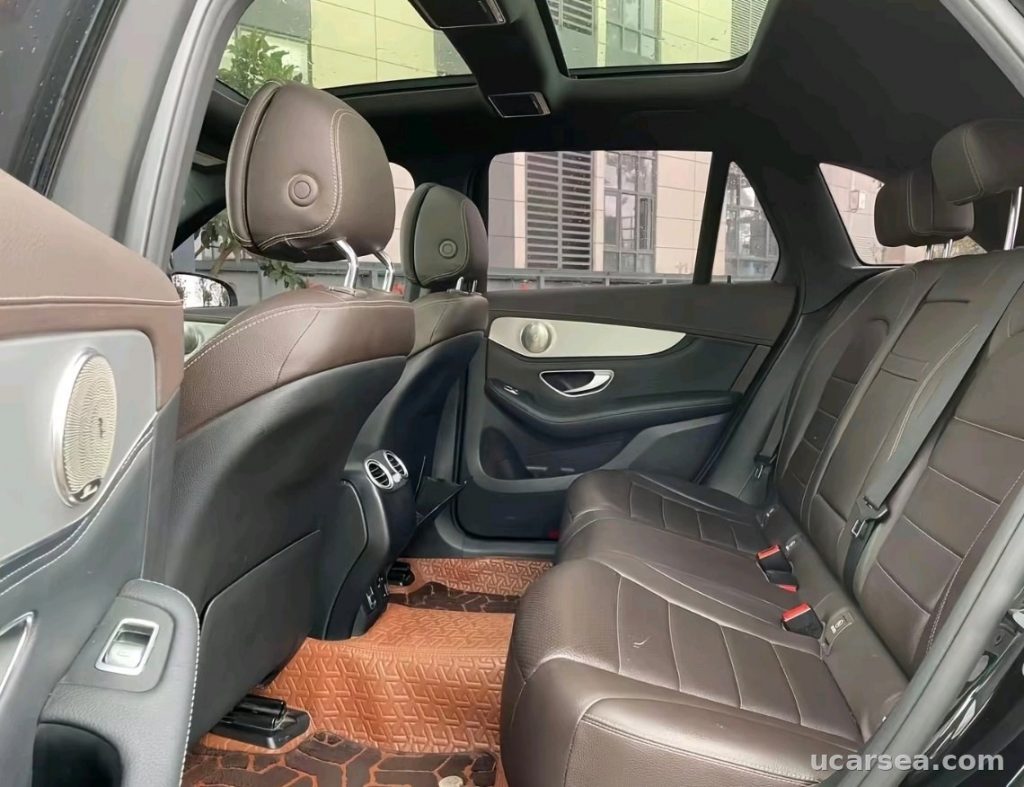 Mercedes-Benz GLC 2019 200 L 4MIC រូបភាព 2
