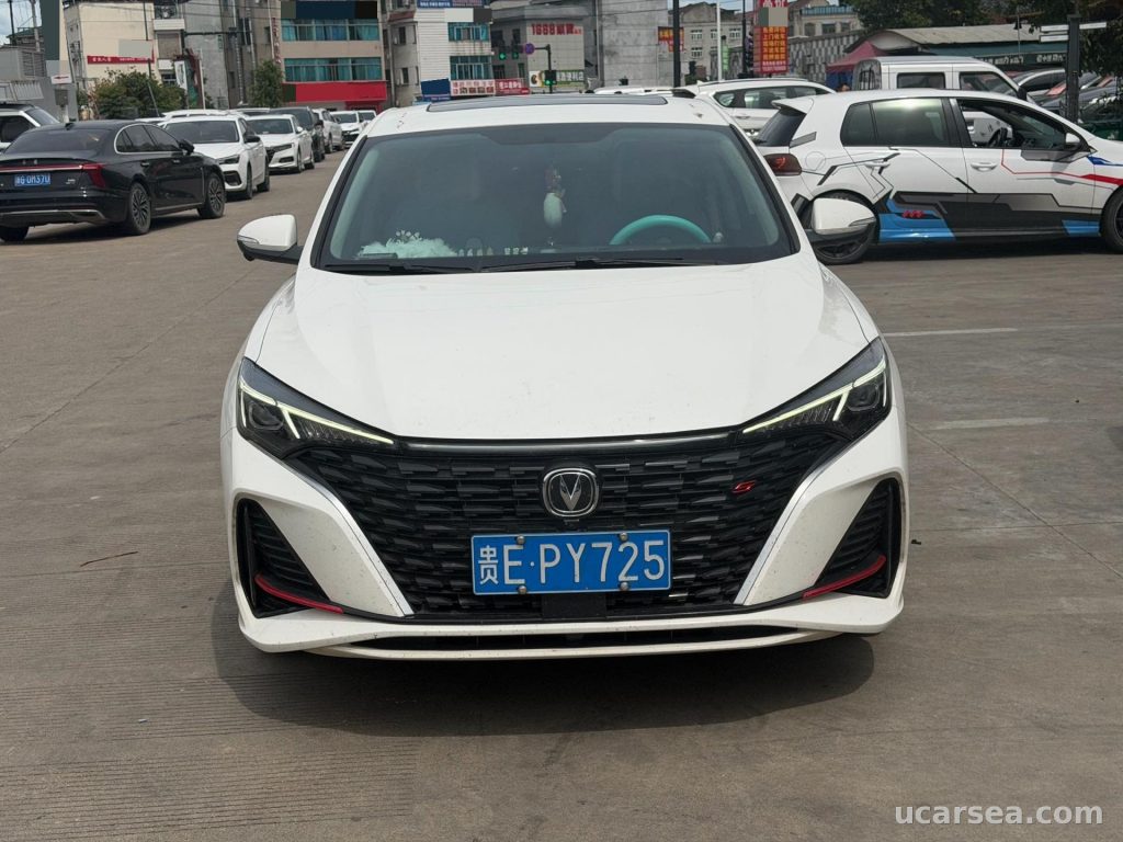 Changan Eado 2022 PLUS 1.4TGDI NE photo 1