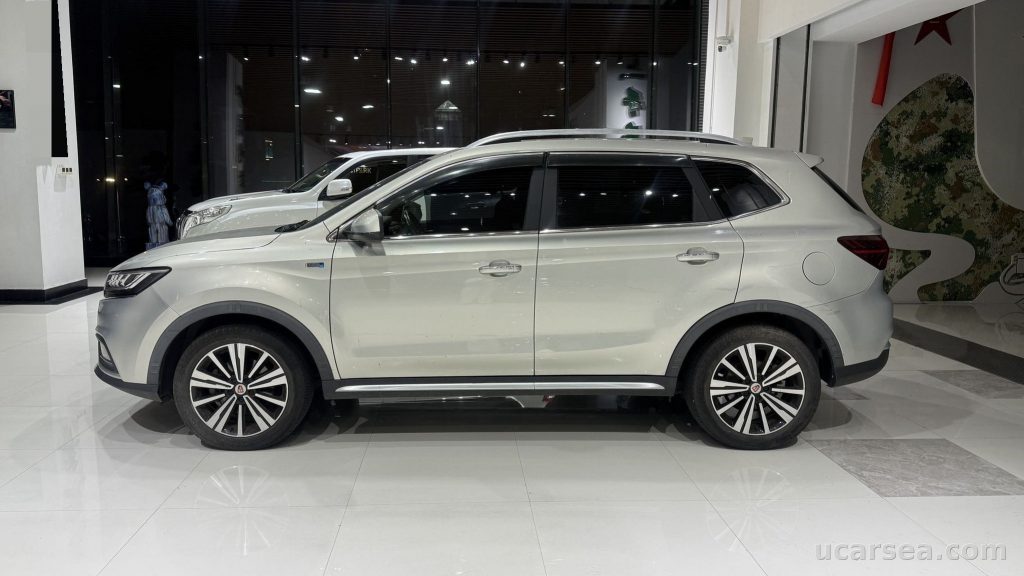 Roewe RX5 2020 20T 4G Flagship photo 3