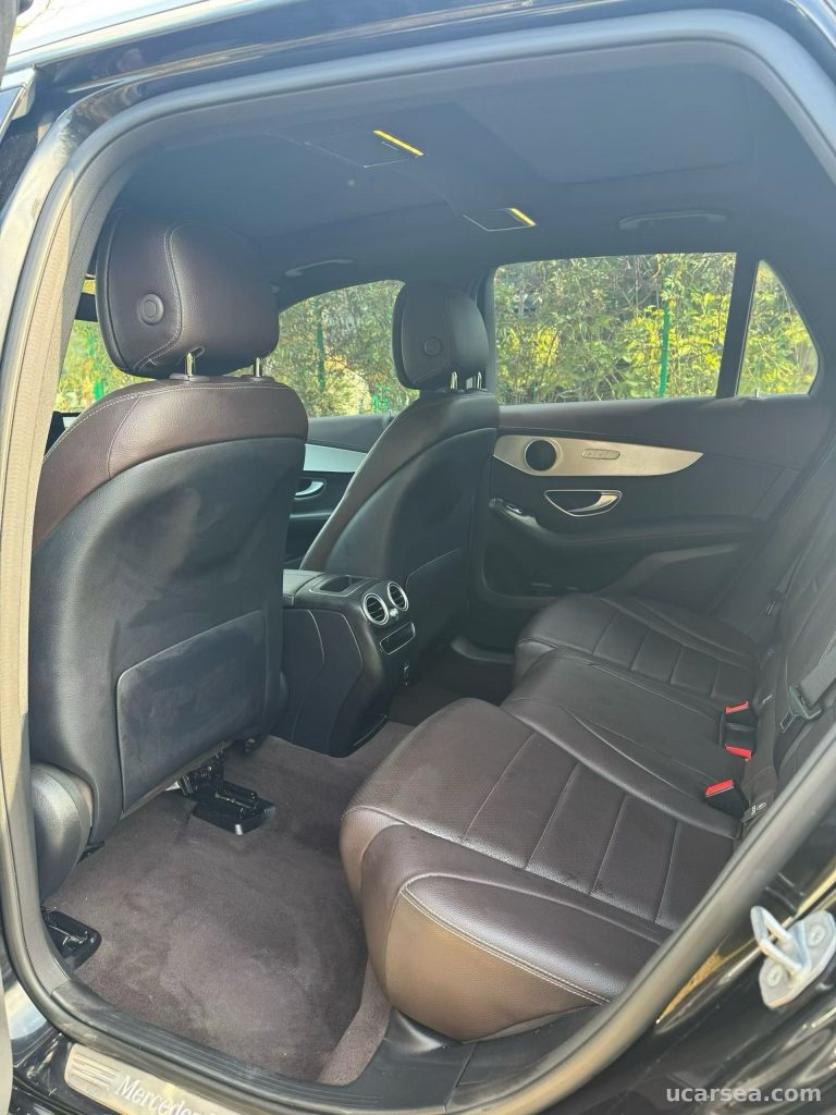 Mercedes-Benz GLC 2021 260 L 4MIC photo 3