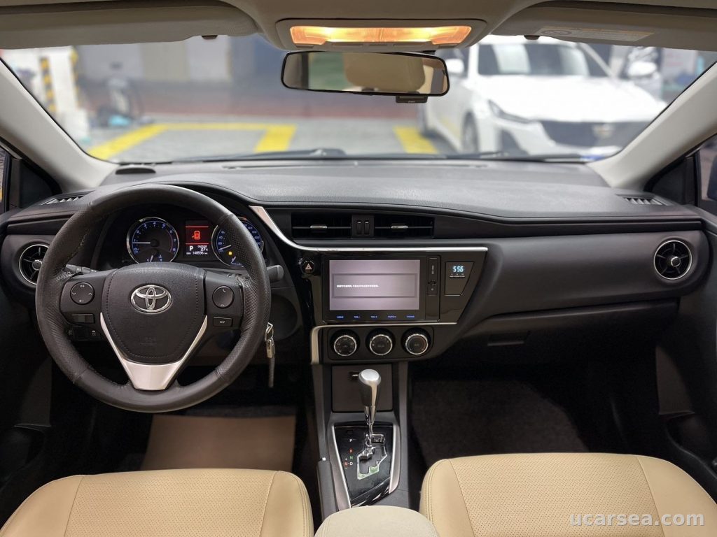 Toyota Corolla 2017 GL-i photo 8