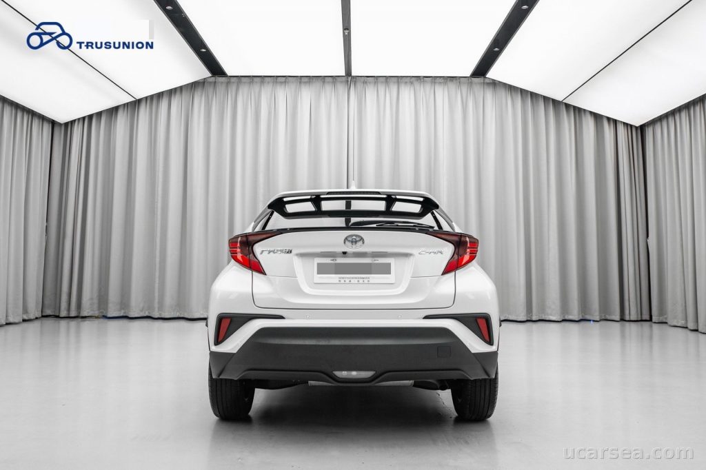 Toyota C-HR 2023 Luxury photo 3