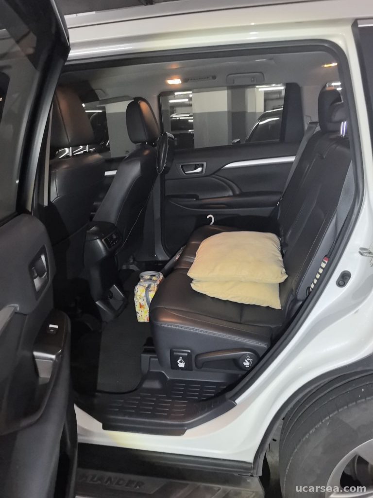 Toyota Highlander 2017 7 photo 5