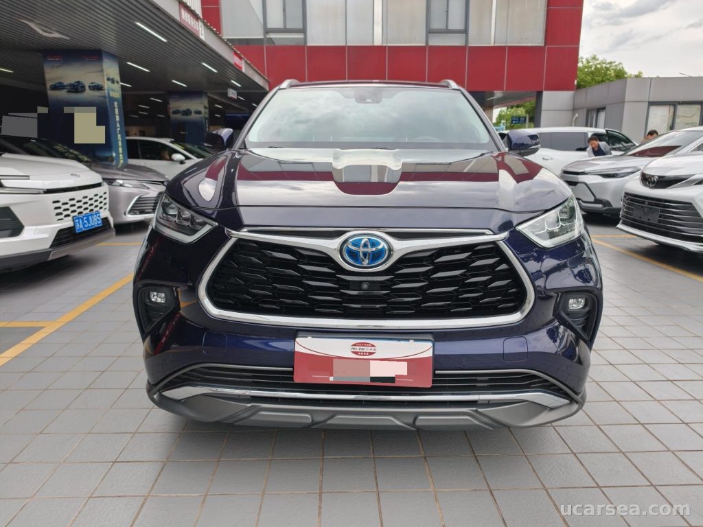 Toyota Highlander 2022 7 photo 4
