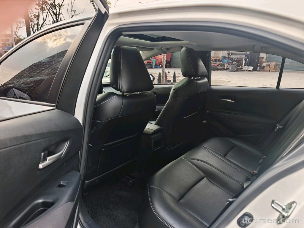 Toyota Corolla 2021 PLUS photo 3