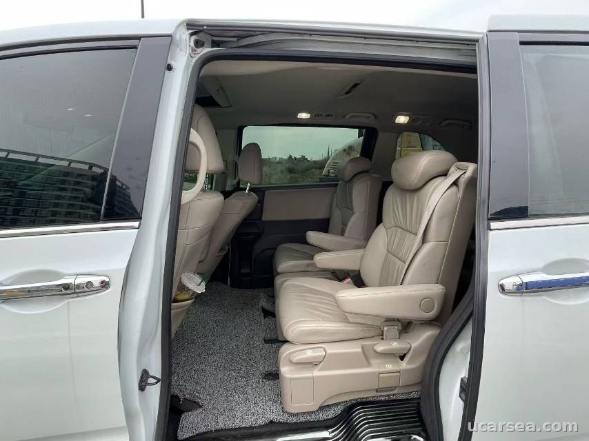 Honda Odyssey 2018 Luxury photo 5