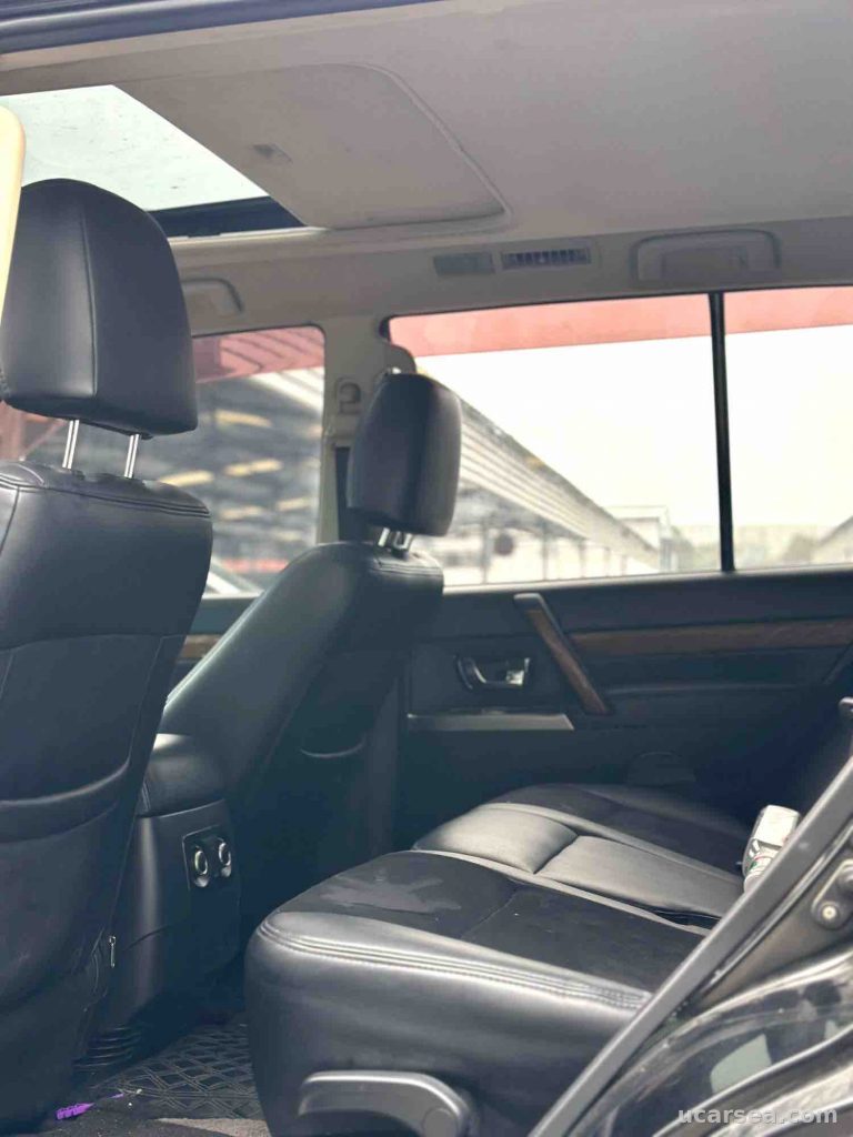 Mitsubishi 2019 Comfort photo 2