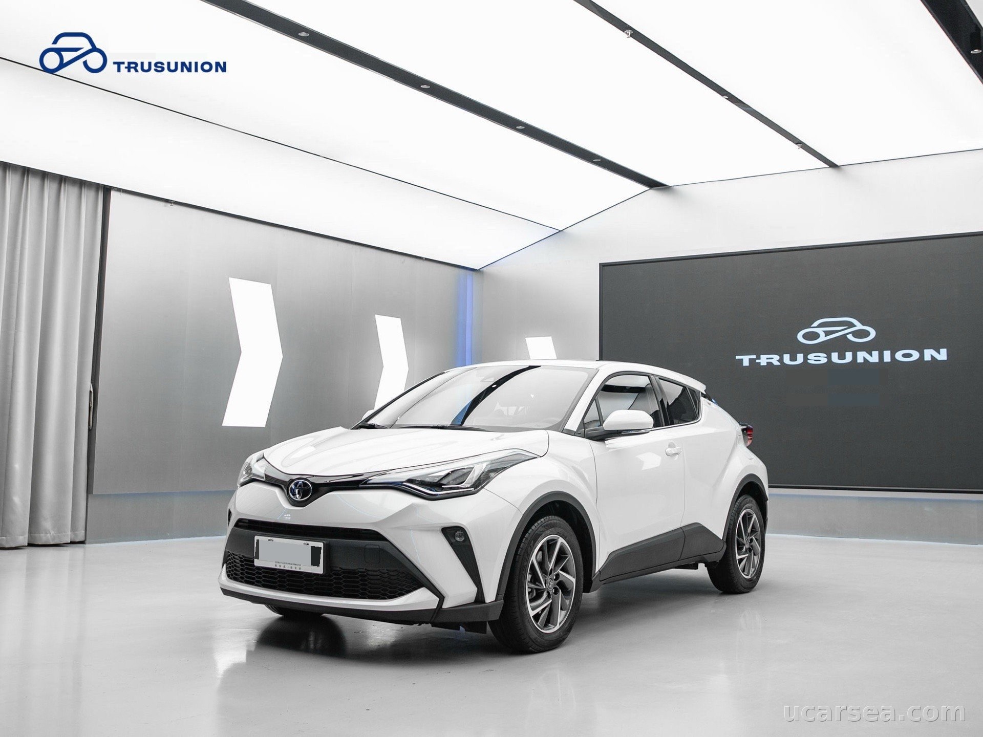 2023 Toyota C-HR 2023 Luxury