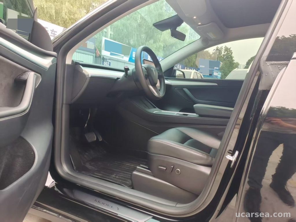 Tesla Model Y 2023 photo 3
