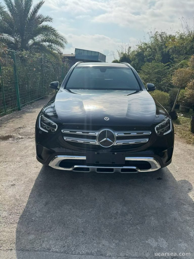 Mercedes-Benz GLC 2021 260 L 4MIC photo 1