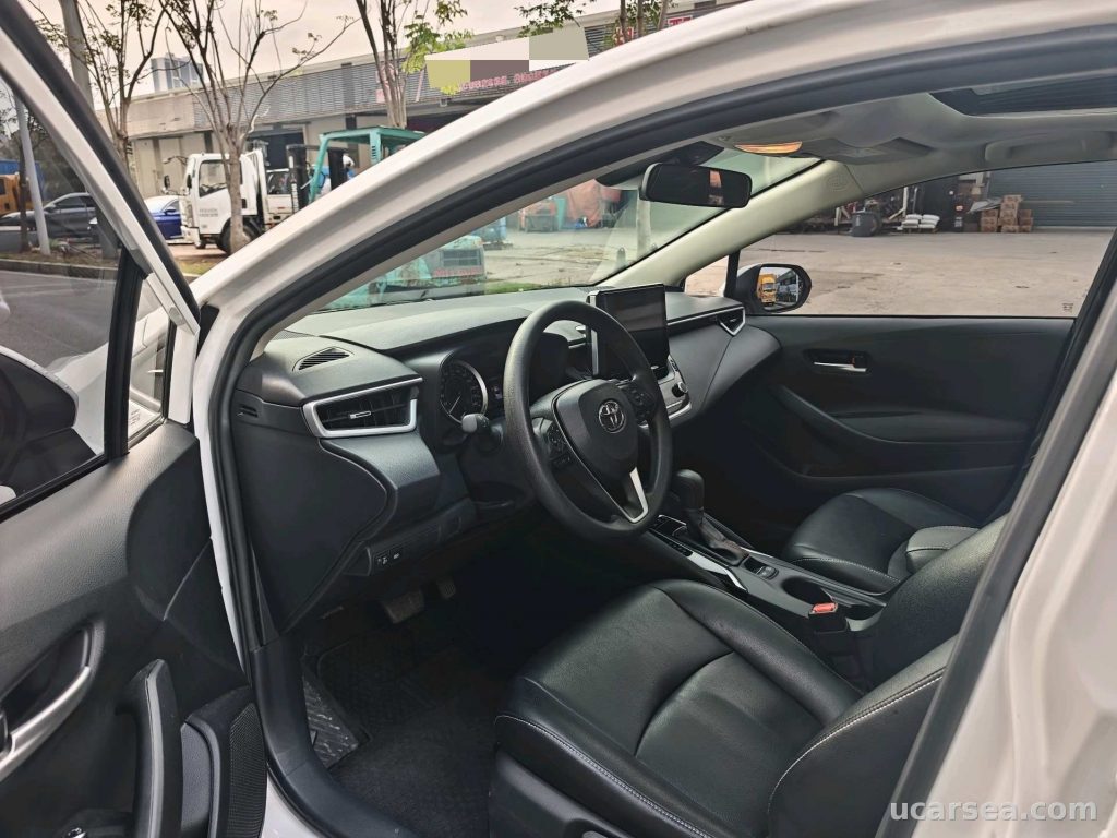 Toyota Corolla 2021 PLUS photo 2