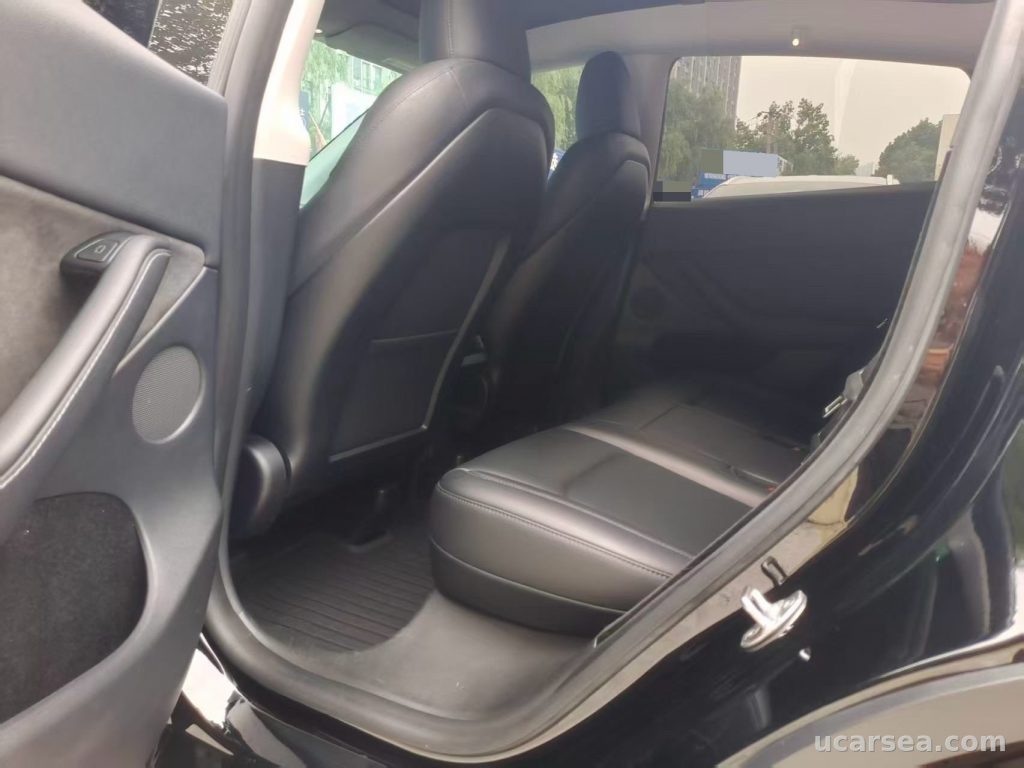 Tesla Model Y 2023 photo 4