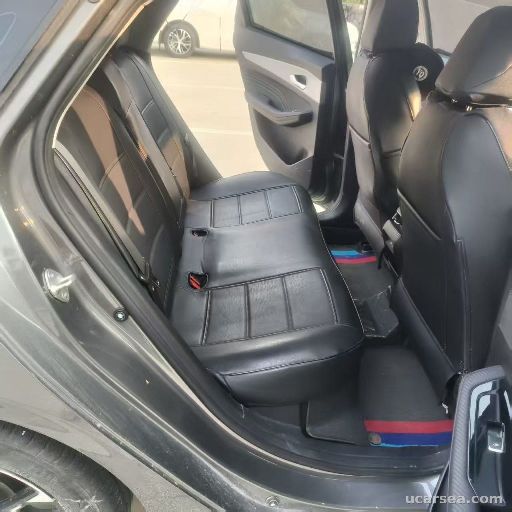Geely Emgrand 2025 photo 2