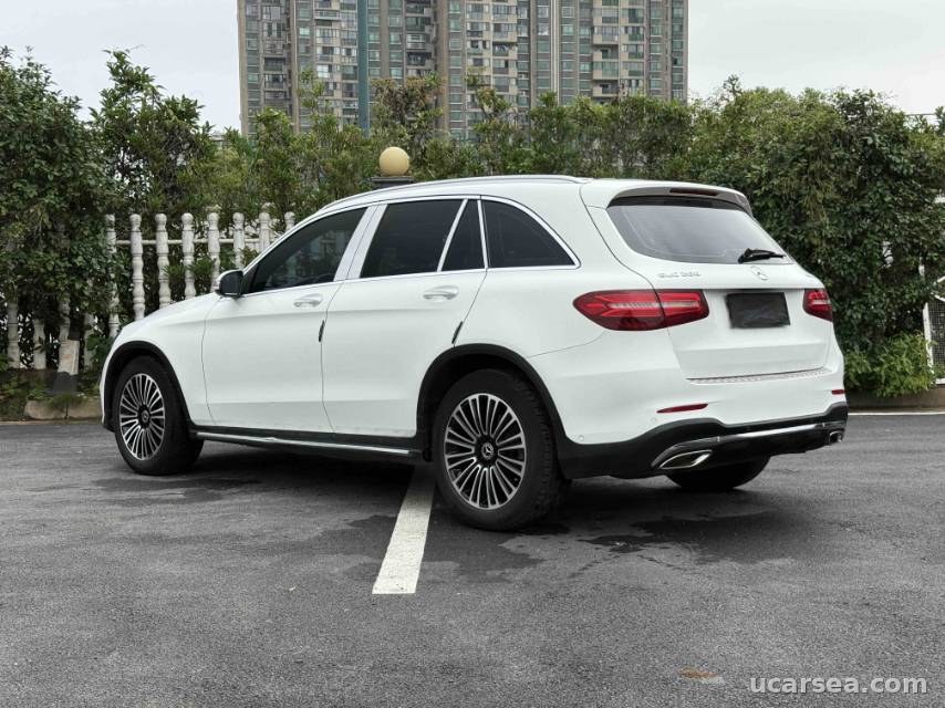 Mercedes-Benz GLC 2018 260 4MIC photo 4