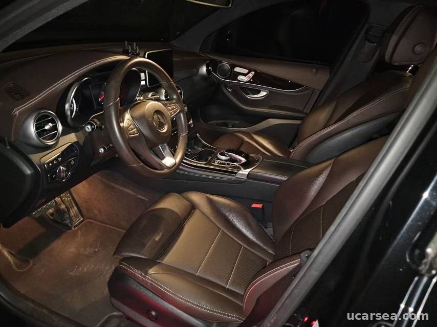 Mercedes-Benz GLC 2018 260 4MIC photo 5