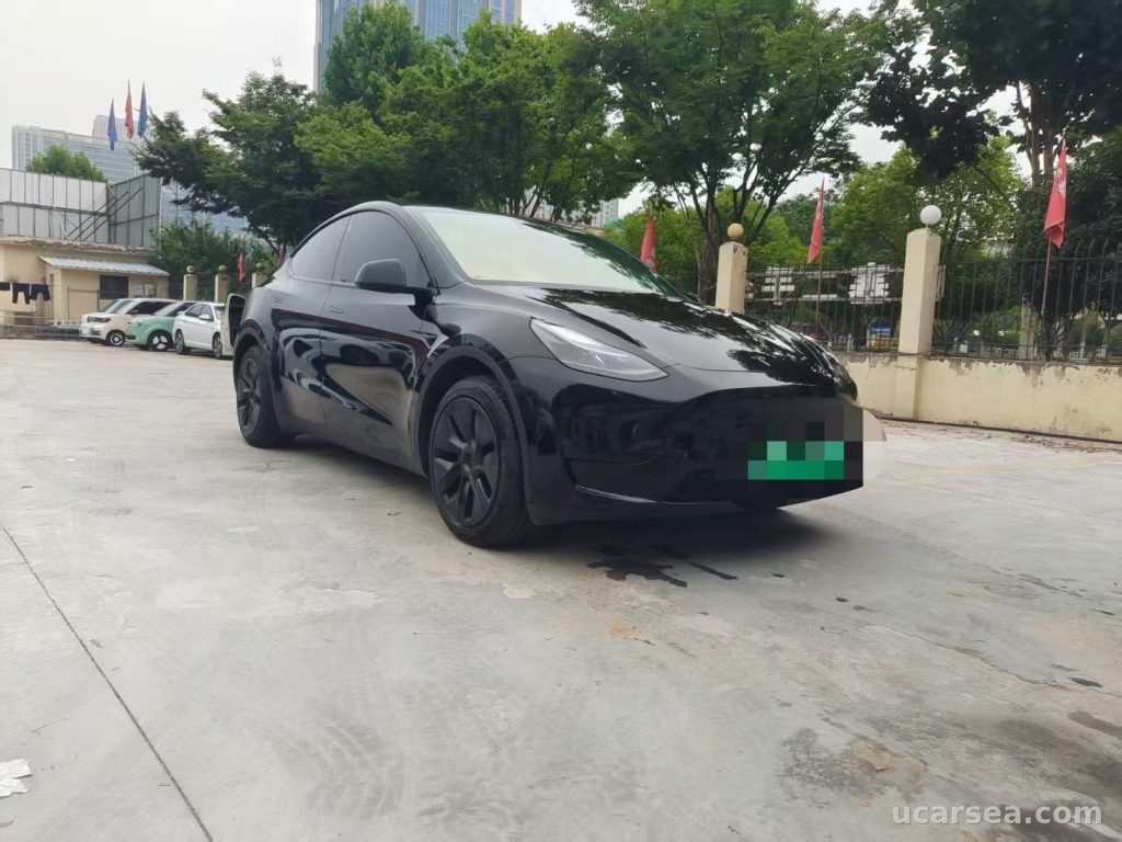 Tesla Model Y 2023 photo 2