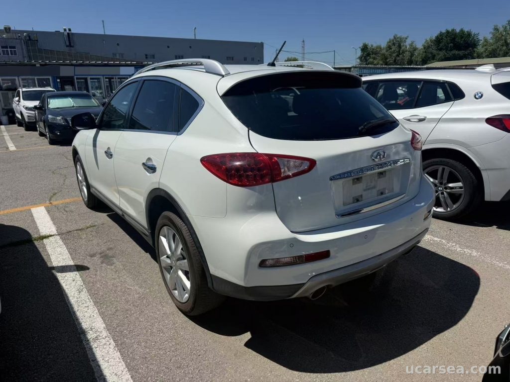 英菲尼迪 QX50 2015款 舒适版 实拍图 6
