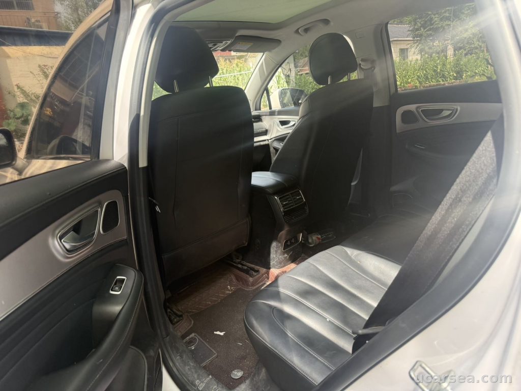 Roewe RX5 MAX 2020 1.5TGI 300TGI photo 7