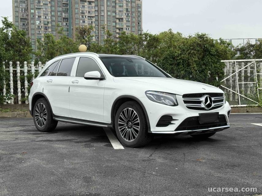 Mercedes-Benz GLC 2018 260 4MIC photo 2
