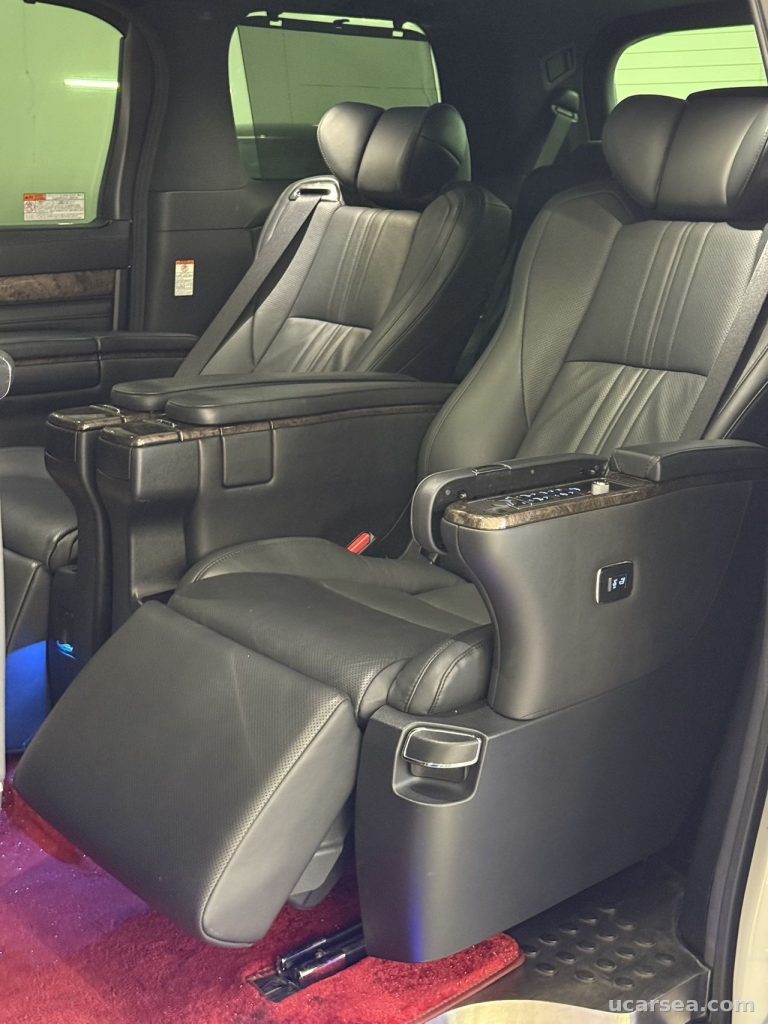 Toyota 2021 Premium photo 3