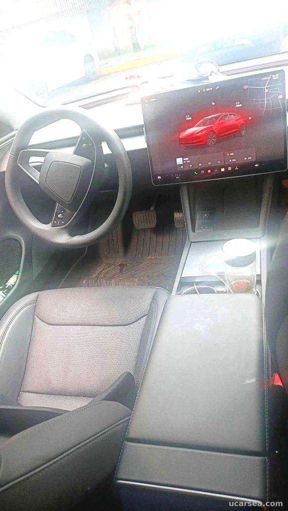 Tesla Model 3 2025 photo 4
