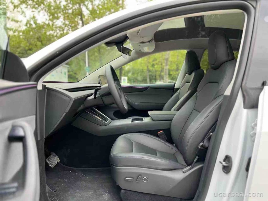 Tesla Model Y 2025 photo 3